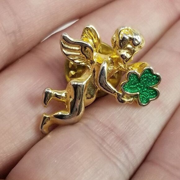 Vintage Little Guardian Angel Pin with Green Shamrock Clover, Good Luck, Estate - Picture 3 of 5